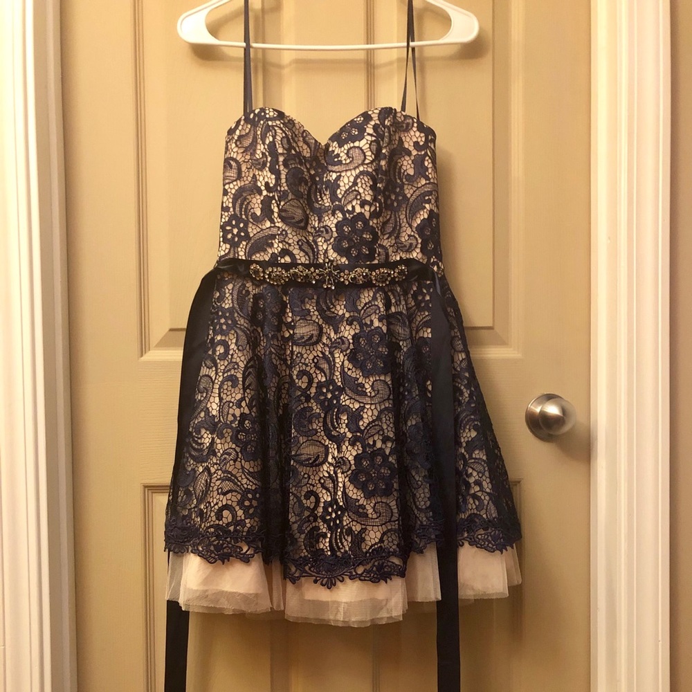 Bee Darlin prom/ party dress